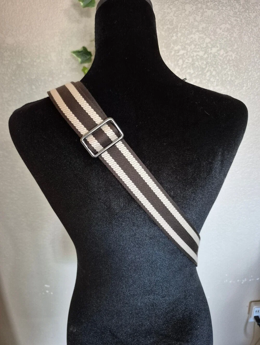 Hands-Free Cell Phone Crossbody Strap with Key & Coin Pouch Attachments